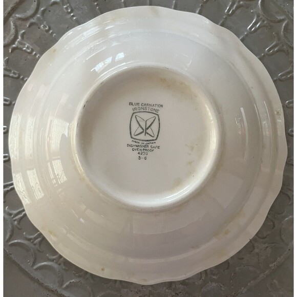 Ironstone Blue Carnation Serving Bowl Vintage Blue White Stoneware Farm Cottage‎ - Picture 2 of 3